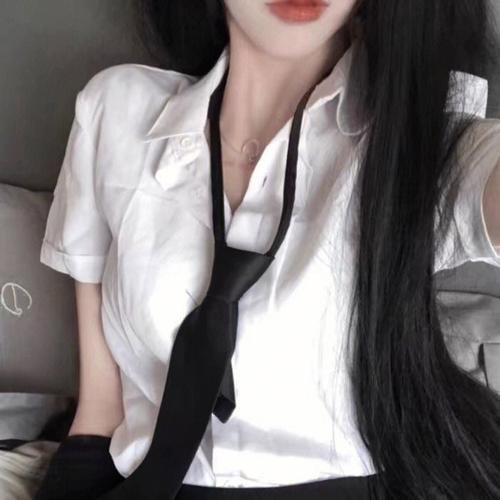 阿罗有枝彩色笔